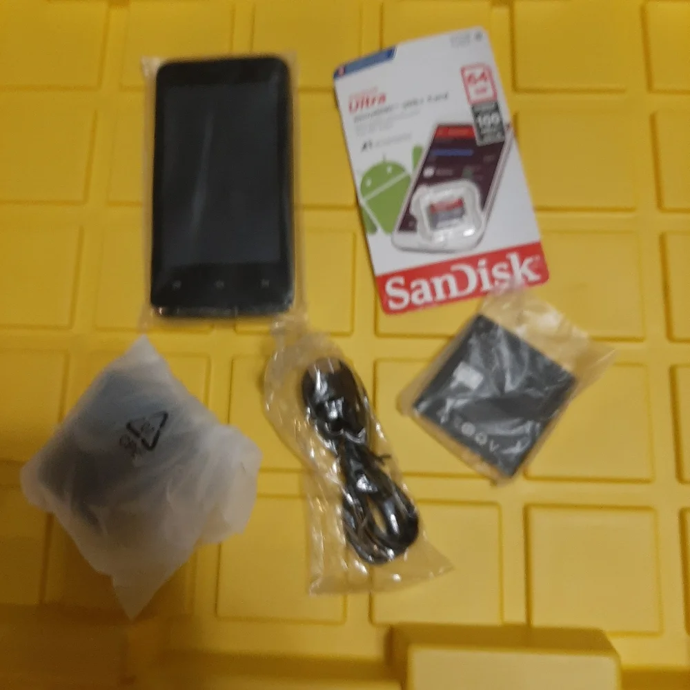 Cell phone with acessories and adapter